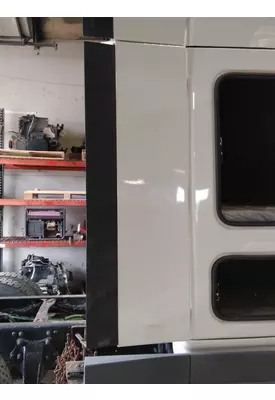 FREIGHTLINER CASCADIA 125 CAB EXTENSION