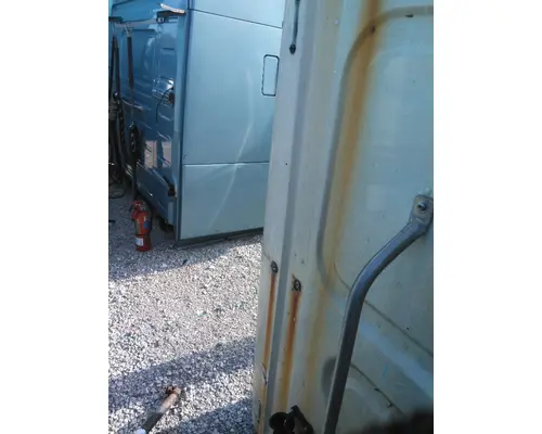 FREIGHTLINER CASCADIA 125 CAB EXTENSION