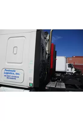 FREIGHTLINER CASCADIA 125 CAB EXTENSION