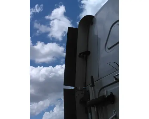 FREIGHTLINER CASCADIA 125 CAB EXTENSION
