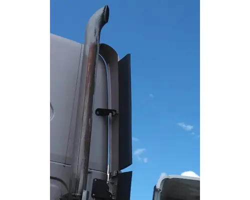 FREIGHTLINER CASCADIA 125 CAB EXTENSION