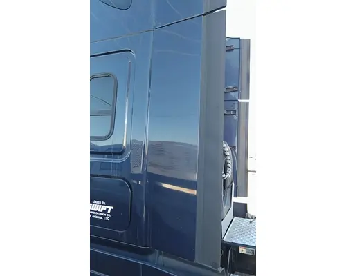 FREIGHTLINER CASCADIA 125 CAB EXTENSION