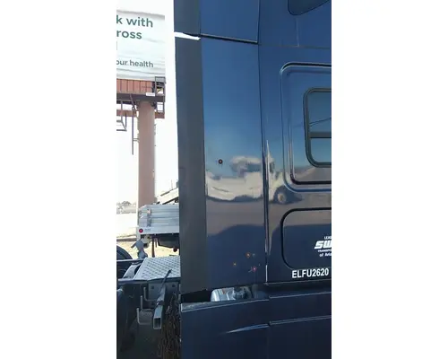 FREIGHTLINER CASCADIA 125 CAB EXTENSION