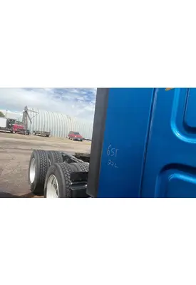 FREIGHTLINER CASCADIA 125 CAB EXTENSION