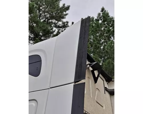 FREIGHTLINER CASCADIA 125 CAB EXTENSION