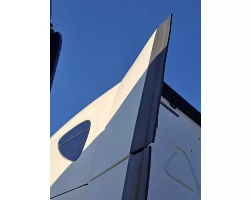 FREIGHTLINER CASCADIA 125 CAB EXTENSION