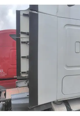 FREIGHTLINER CASCADIA 125 CAB EXTENSION