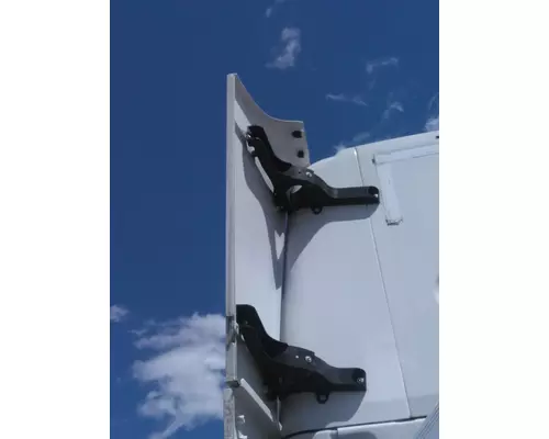 FREIGHTLINER CASCADIA 125 CAB EXTENSION