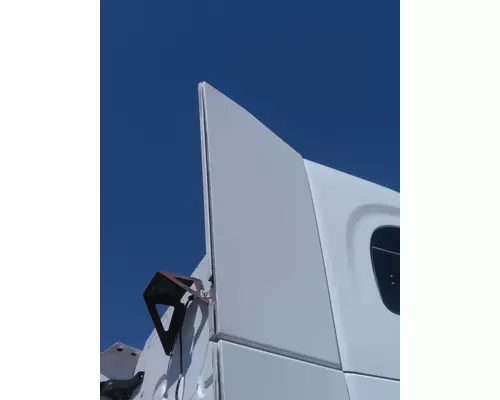 FREIGHTLINER CASCADIA 125 CAB EXTENSION
