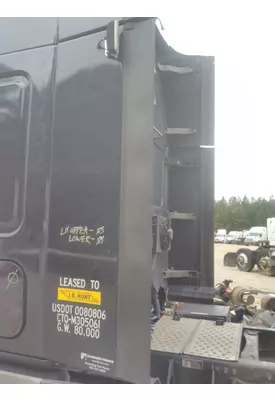 FREIGHTLINER CASCADIA 125 CAB EXTENSION