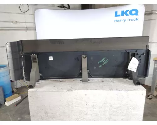 FREIGHTLINER CASCADIA 125 CAB EXTENSION