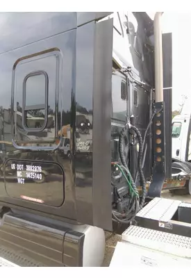 FREIGHTLINER CASCADIA 125 CAB EXTENSION