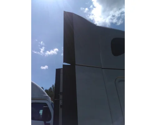 FREIGHTLINER CASCADIA 125 CAB EXTENSION