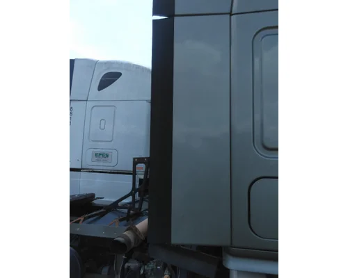 FREIGHTLINER CASCADIA 125 CAB EXTENSION