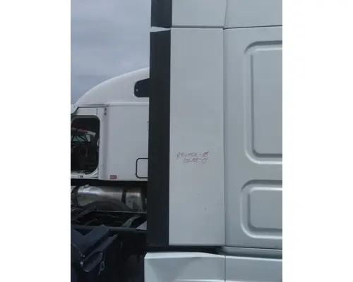 FREIGHTLINER CASCADIA 125 CAB EXTENSION