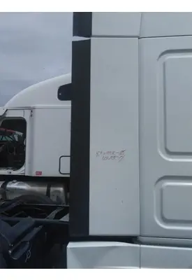 FREIGHTLINER CASCADIA 125 CAB EXTENSION
