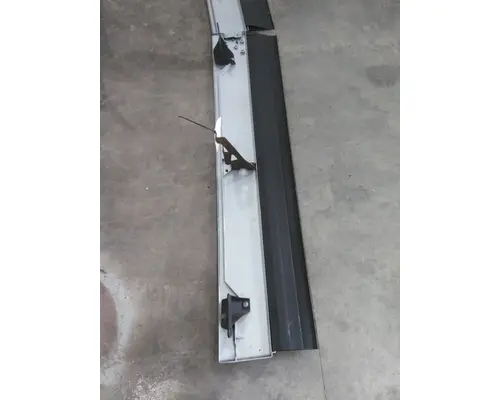 FREIGHTLINER CASCADIA 125 CAB EXTENSION