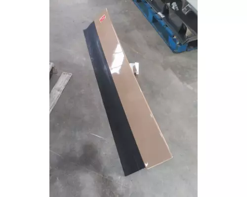 FREIGHTLINER CASCADIA 125 CAB EXTENSION