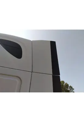 FREIGHTLINER CASCADIA 125 CAB EXTENSION