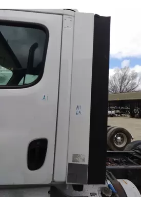 FREIGHTLINER CASCADIA 125 CAB EXTENSION