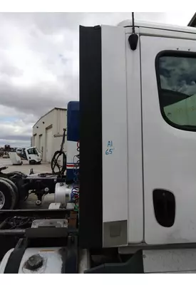 FREIGHTLINER CASCADIA 125 CAB EXTENSION
