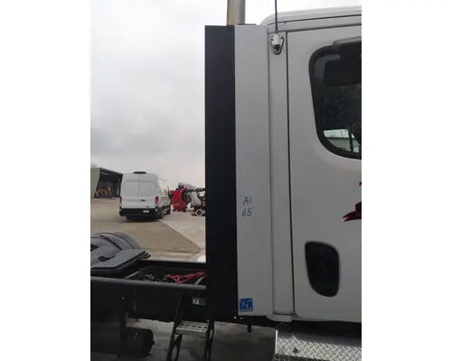 FREIGHTLINER CASCADIA 125 CAB EXTENSION