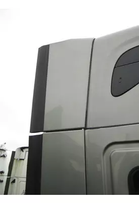 FREIGHTLINER CASCADIA 125 CAB EXTENSION