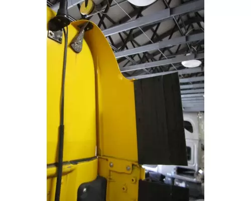 FREIGHTLINER CASCADIA 125 CAB EXTENSION