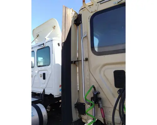 FREIGHTLINER CASCADIA 125 CAB EXTENSION