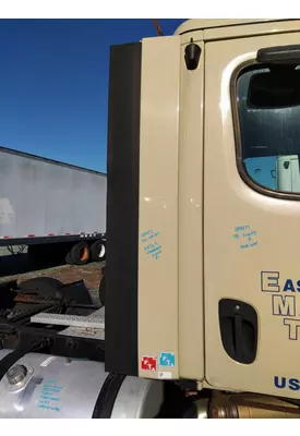 FREIGHTLINER CASCADIA 125 CAB EXTENSION