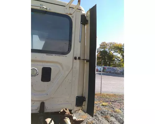 FREIGHTLINER CASCADIA 125 CAB EXTENSION