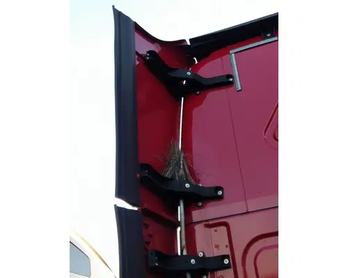 FREIGHTLINER CASCADIA 125 CAB EXTENSION