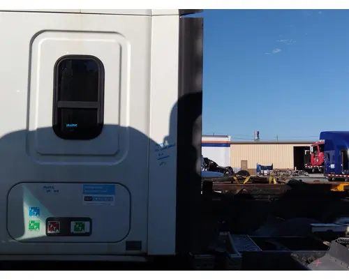 FREIGHTLINER CASCADIA 125 CAB EXTENSION