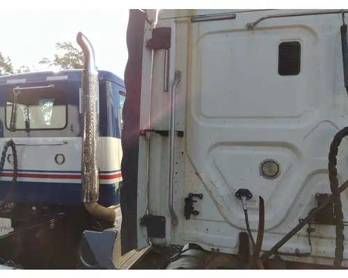 FREIGHTLINER CASCADIA 125 CAB EXTENSION