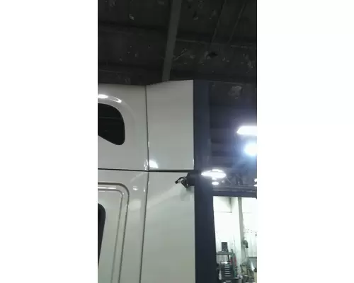 FREIGHTLINER CASCADIA 125 CAB EXTENSION