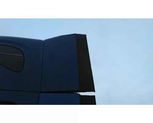 FREIGHTLINER CASCADIA 125 CAB EXTENSION