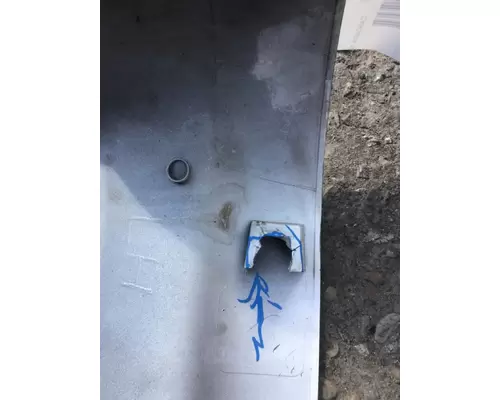 FREIGHTLINER CASCADIA 125 CAB SKIRT FILLER PANEL