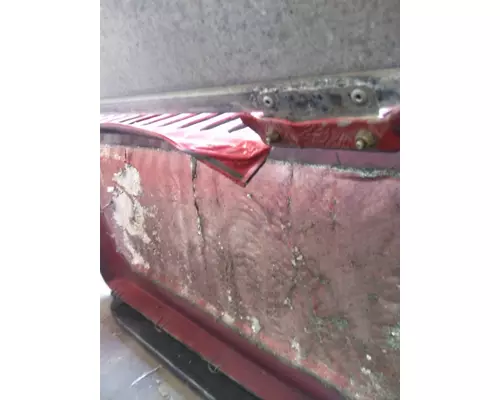 FREIGHTLINER CASCADIA 125 CAB SKIRTSIDE FAIRING