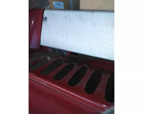 FREIGHTLINER CASCADIA 125 CAB SKIRTSIDE FAIRING