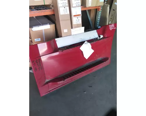 FREIGHTLINER CASCADIA 125 CAB SKIRTSIDE FAIRING