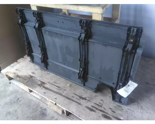 FREIGHTLINER CASCADIA 125 CAB SKIRTSIDE FAIRING