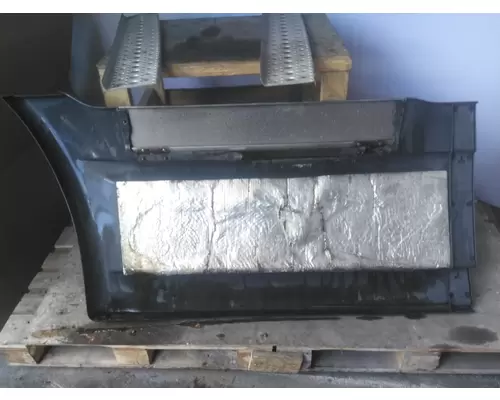 FREIGHTLINER CASCADIA 125 CAB SKIRTSIDE FAIRING
