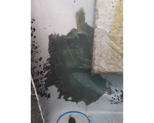 FREIGHTLINER CASCADIA 125 CAB SKIRTSIDE FAIRING