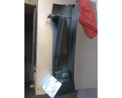 FREIGHTLINER CASCADIA 125 CAB SKIRTSIDE FAIRING