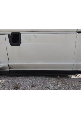 FREIGHTLINER CASCADIA 125 CAB SKIRT/SIDE FAIRING