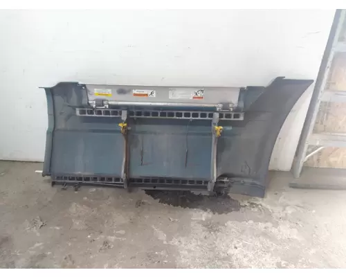 FREIGHTLINER CASCADIA 125 CAB SKIRTSIDE FAIRING