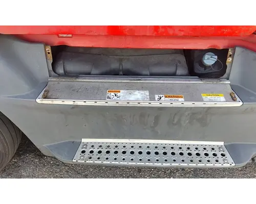 FREIGHTLINER CASCADIA 125 CAB SKIRTSIDE FAIRING
