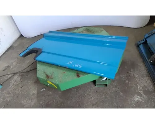 FREIGHTLINER CASCADIA 125 CAB SKIRTSIDE FAIRING