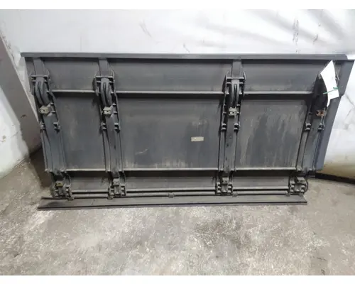 FREIGHTLINER CASCADIA 125 CAB SKIRTSIDE FAIRING