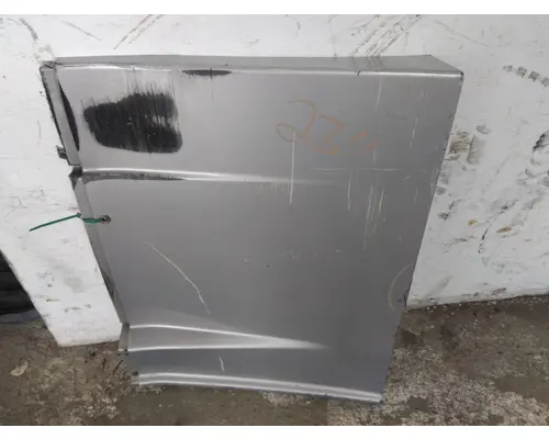 FREIGHTLINER CASCADIA 125 CAB SKIRTSIDE FAIRING